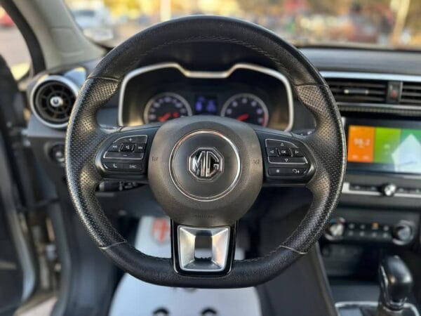 ⁦MG ZS⁩ - الصورة ⁦8⁩
